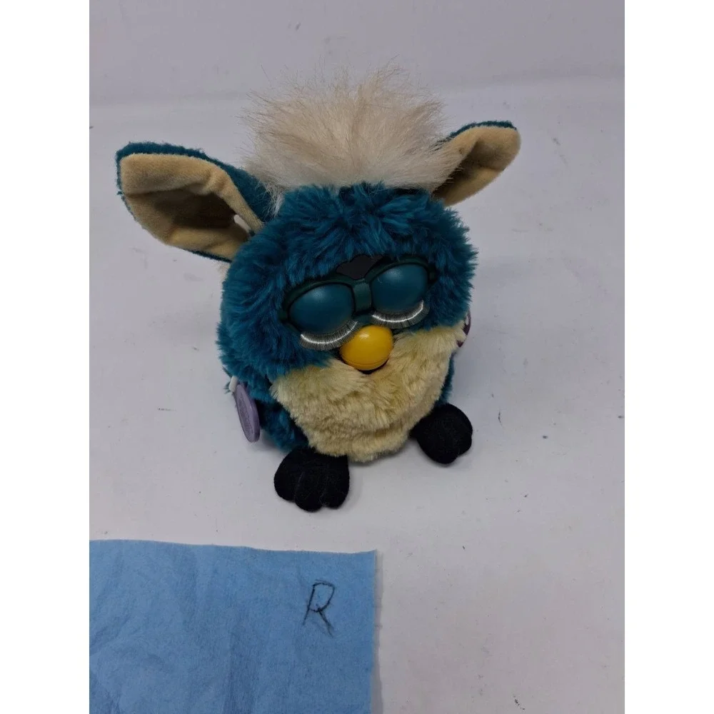 Tiger Electronics Furby Yellow Blue Dragon Series Tested Not Working. R